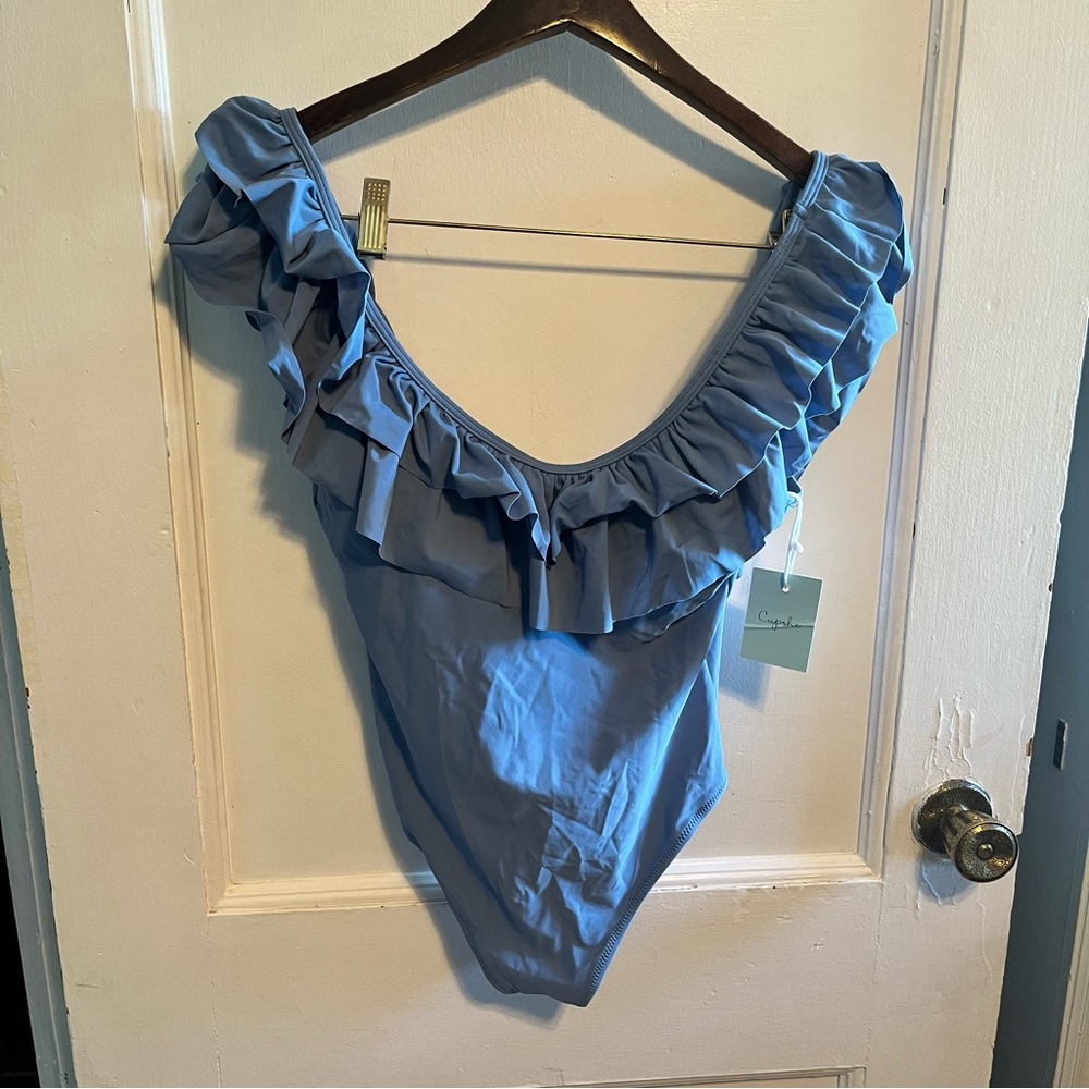 Cupshe Blue Ruffle One-Piece Swimsuit NWT S